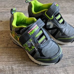 Toddler Boys Light up TMNT Shoes